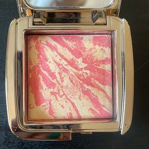 Hourglass Ambient Lighting Blush in Diffused Heat